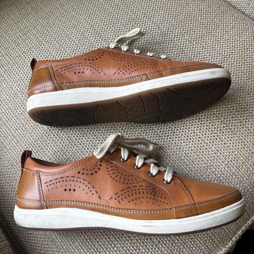 Cobb Hill Brown Leather Shoes Sneakers Sz 8.5 PERFECT Worn 1X - Picture 3 of 7